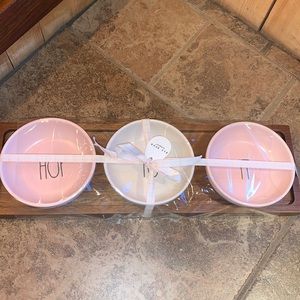 Rae Dunn “Hop To It” Dipping Bowls w/wooden Tray